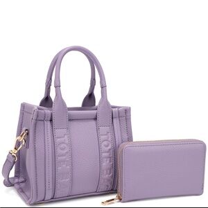 Small Lavender Unbranded Crossbody with Zip Wallet